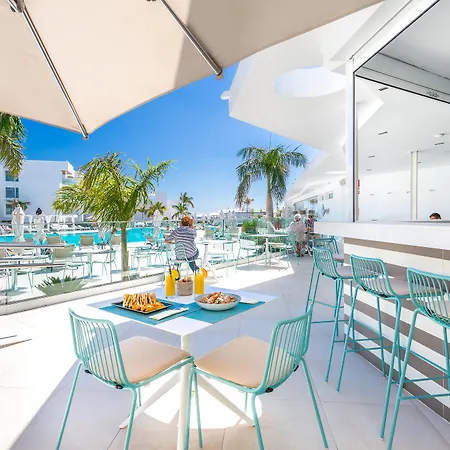 Lava 5* Puerto del Carmen (Lanzarote)