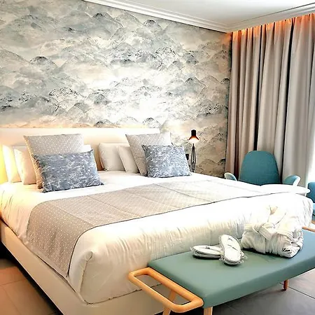 Lava Otel Puerto del Carmen (Lanzarote)
