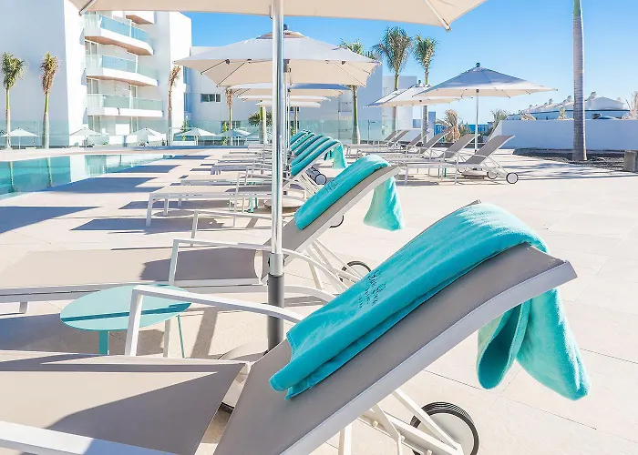 Otel Lava Puerto del Carmen (Lanzarote)