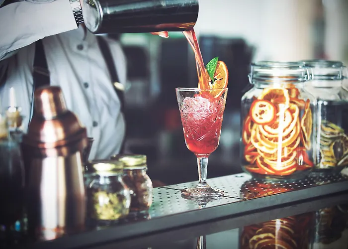 Lava Ξενοδοχείο 5*