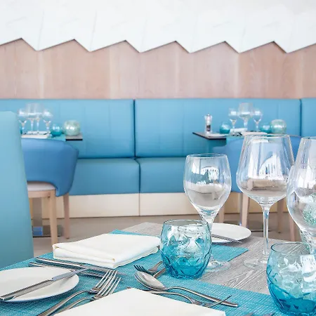 Lava מלון פוארטו דל כרמן