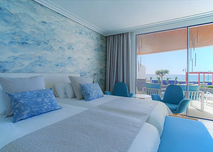 Lava 5* بويرتو ذيل كارمين